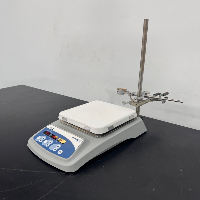VWR Hotplate Stirrer image 1